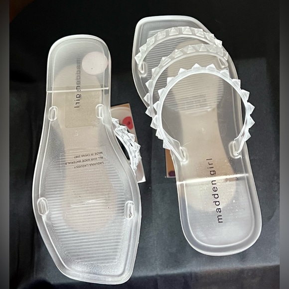 NWT Madden Girl jelly spiked slip on sandals. Women’s size 6. - Picture 6 of 7